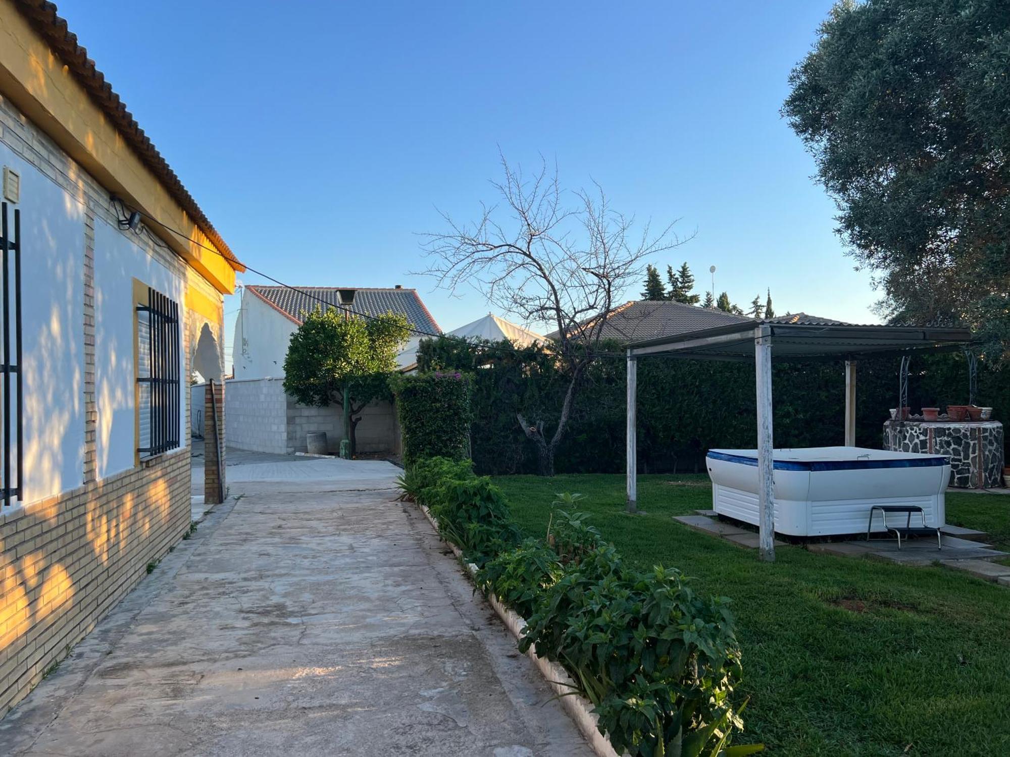 Chalet Piscina Jakuzzi Sevilla Hacienda de Tarazona 外观 照片